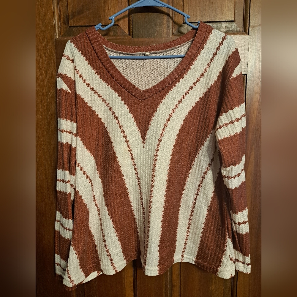 Miss look vneck light sweater